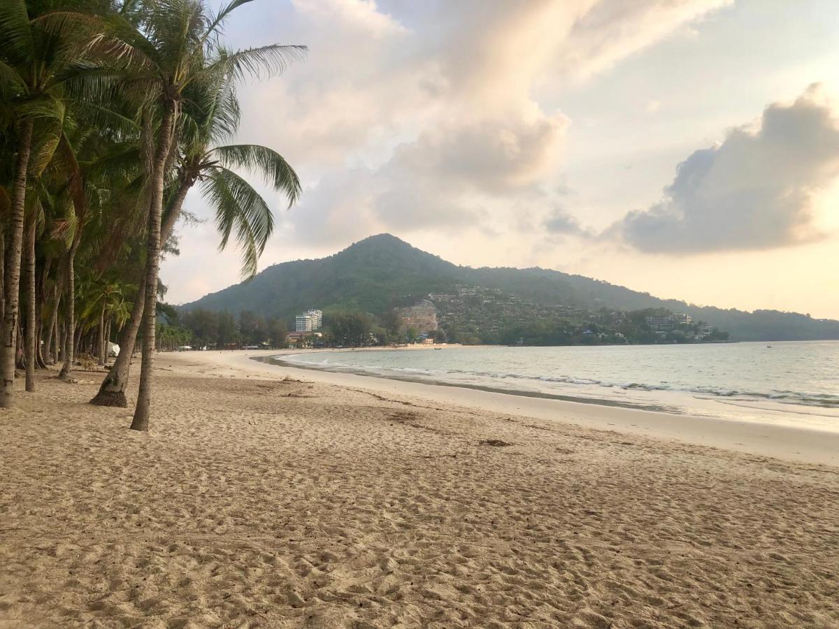 Deng'S Kamala Beach Guesthouse Экстерьер фото